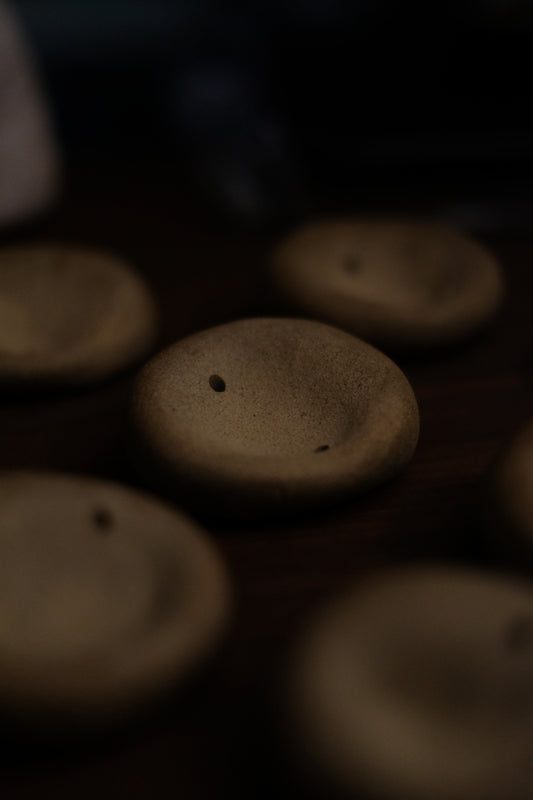 knead the dough incense’ holder